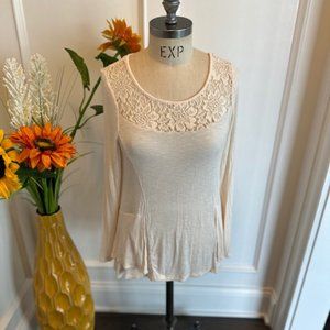 Cupic Creme Knit Panel Peplum Top